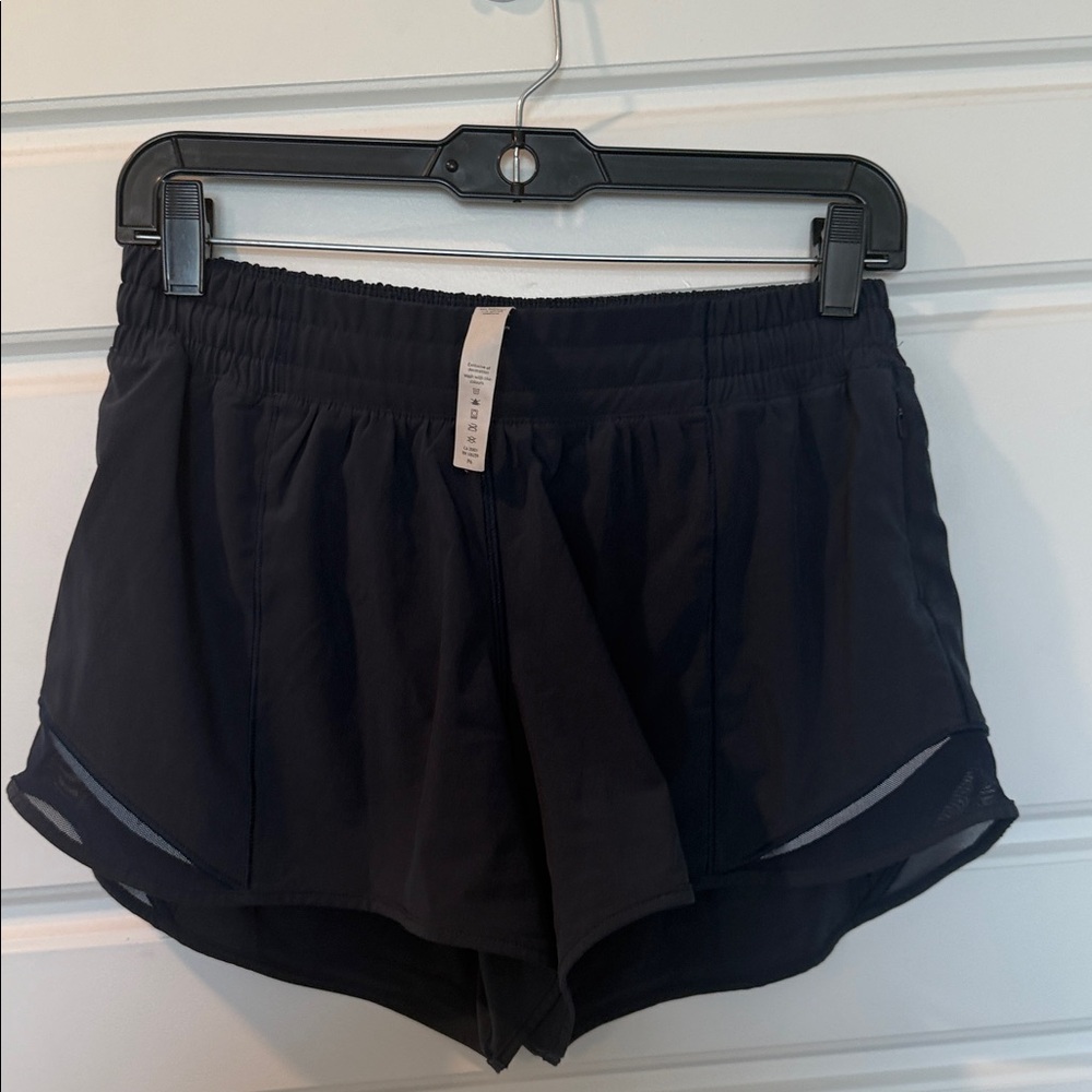 Lululemon Women’s Hotty Hot High-Rise Lined Short 2.5" Inseam Blue size 8 tall - Picture 5 of 5